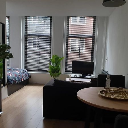 Recharge Hostel Rotterdam Dış mekan fotoğraf