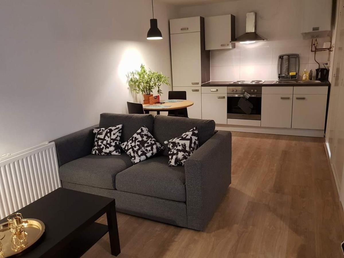Recharge Hostel Rotterdam Dış mekan fotoğraf