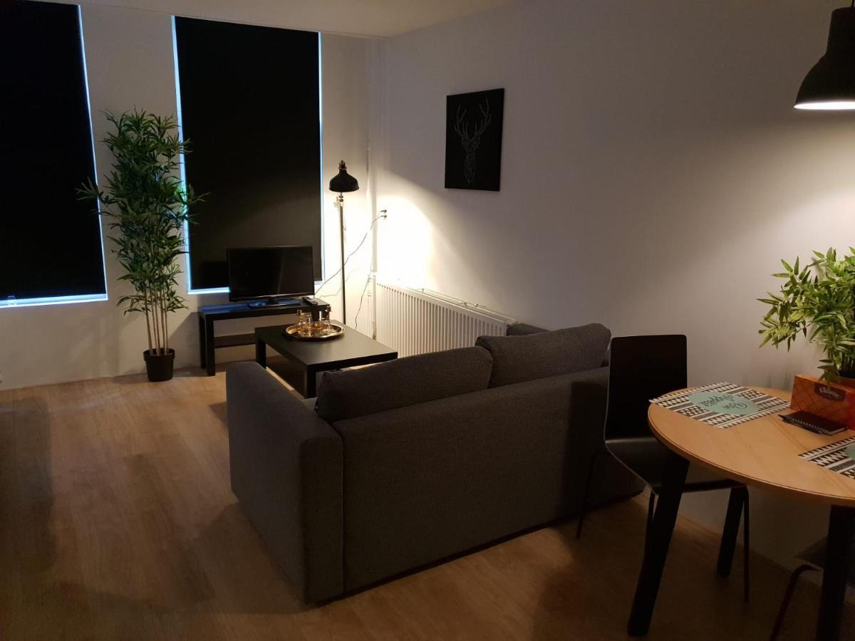 Recharge Hostel Rotterdam Dış mekan fotoğraf