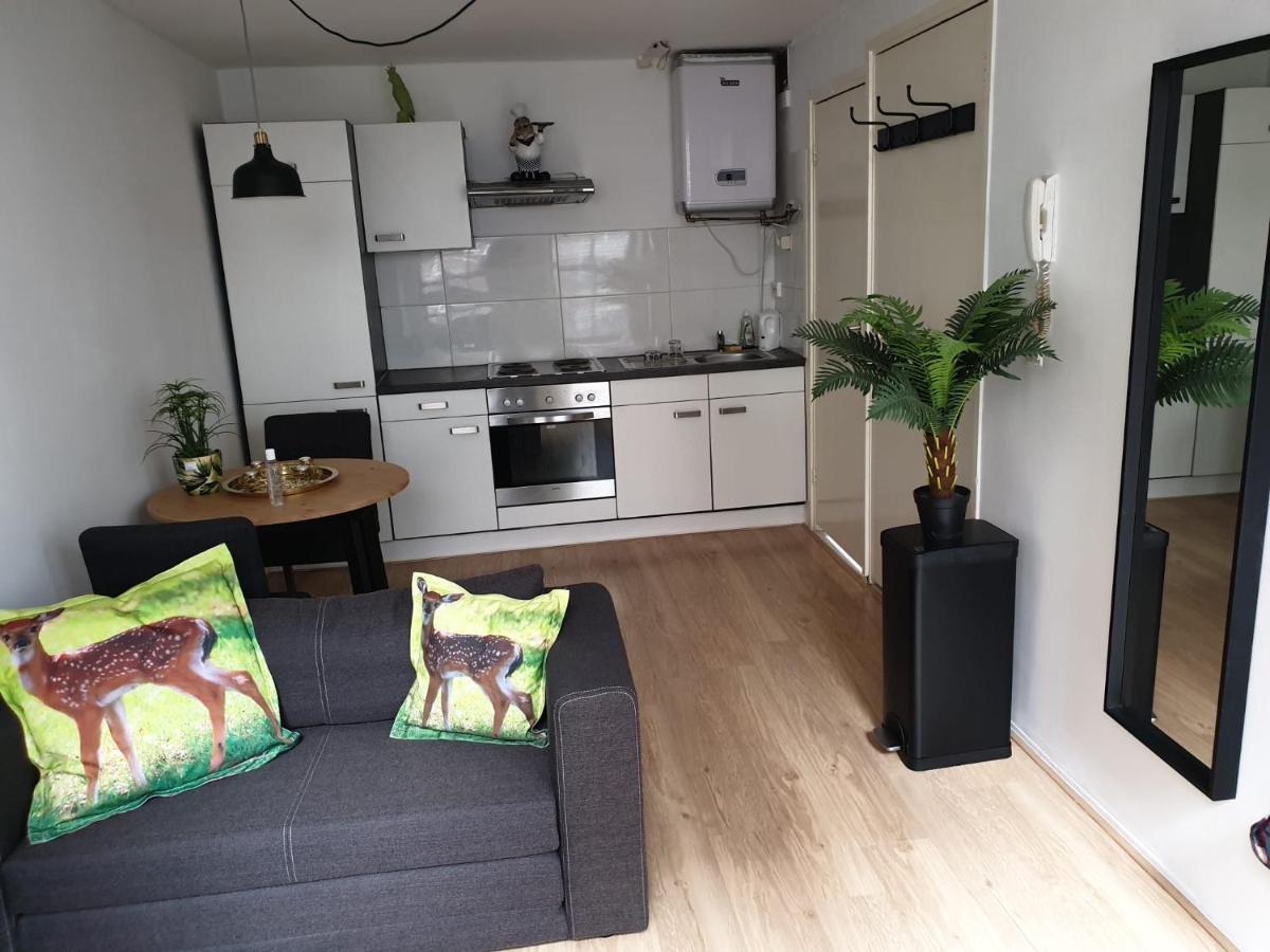 Recharge Hostel Rotterdam Dış mekan fotoğraf