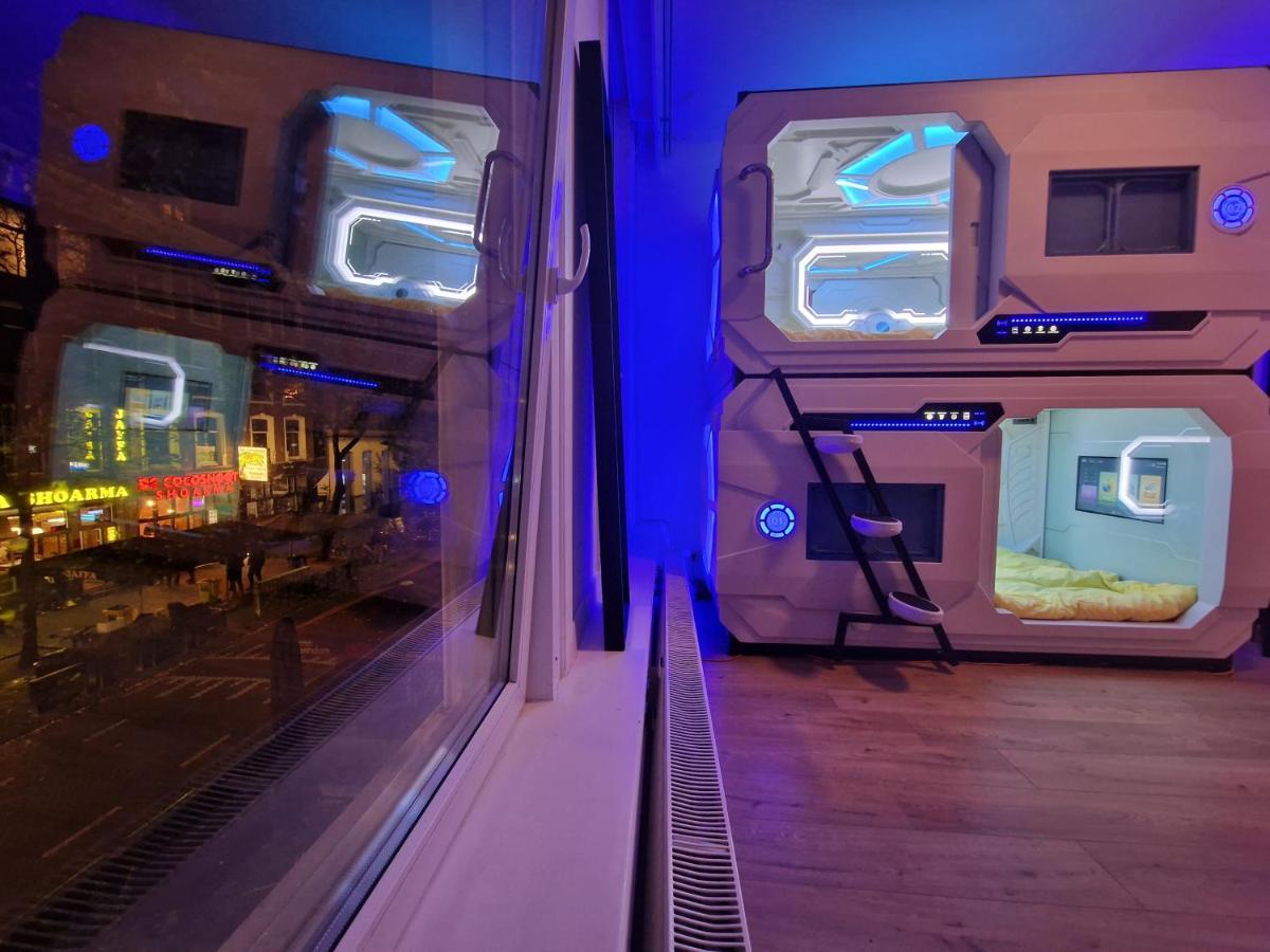 Recharge Hostel Rotterdam Dış mekan fotoğraf