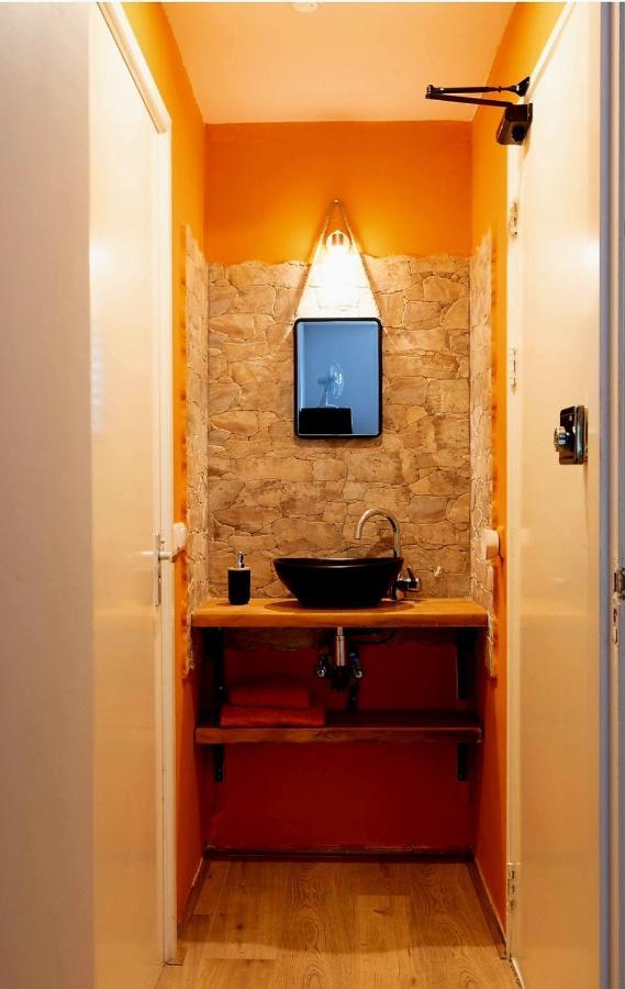 Recharge Hostel Rotterdam Dış mekan fotoğraf