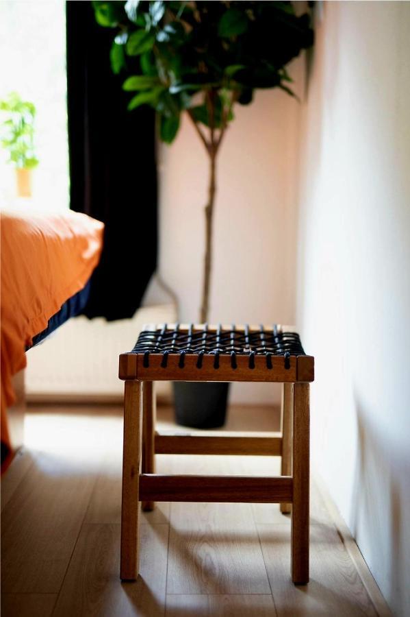 Recharge Hostel Rotterdam Dış mekan fotoğraf